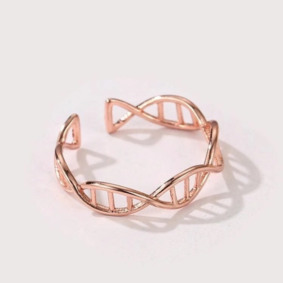🧬 DNA Science Ring 🧬 - Picture 2 of 3